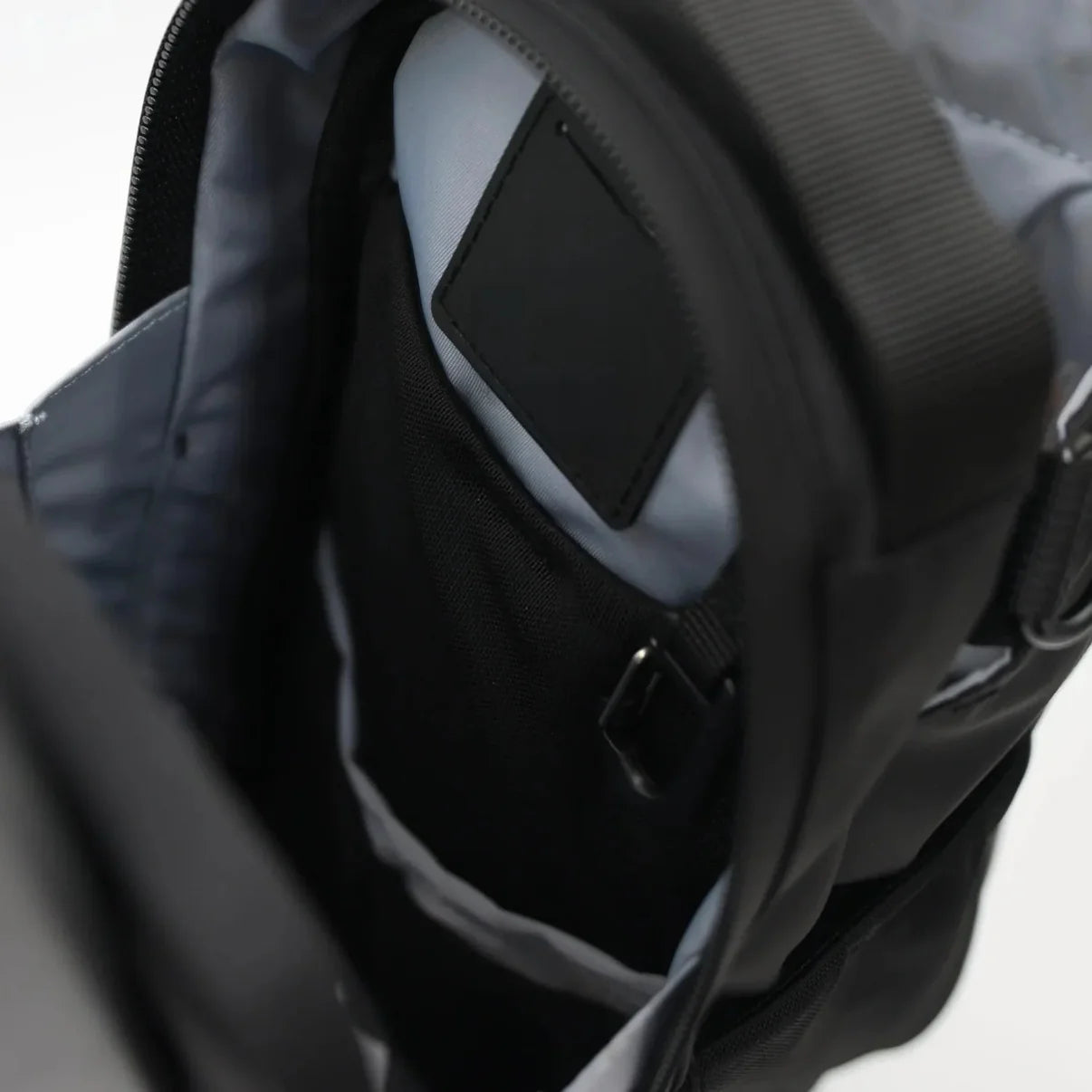 Magnetic Gym Bag